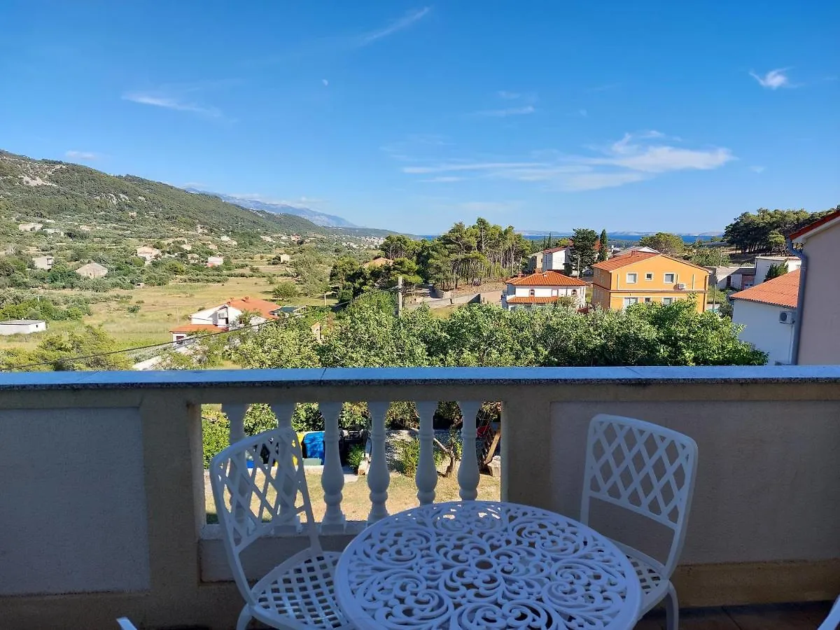 Apartments Velinka Mundanije 0*,  Croazia