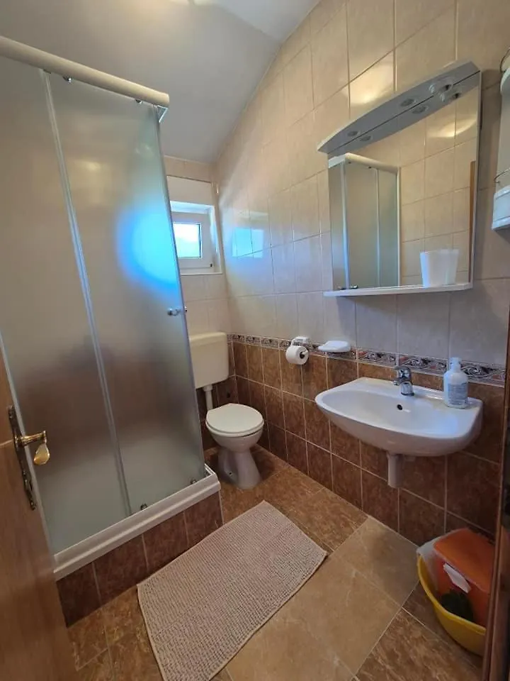 Apartments Velinka Mundanije Croatia